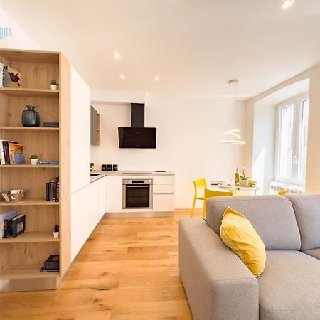 Cassa Di Risparmio 11 Tirabora Short Rent Trieste Eksteriør billede