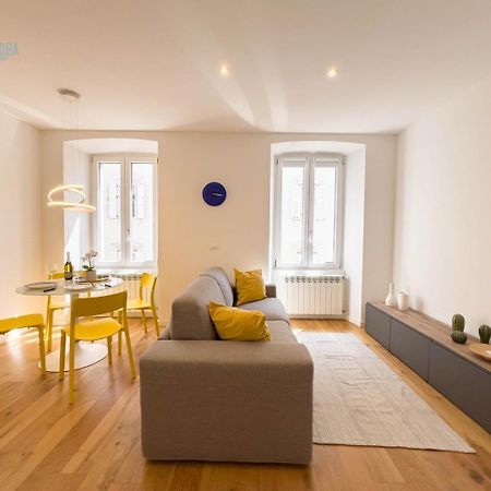 Cassa Di Risparmio 11 Tirabora Short Rent Trieste Eksteriør billede